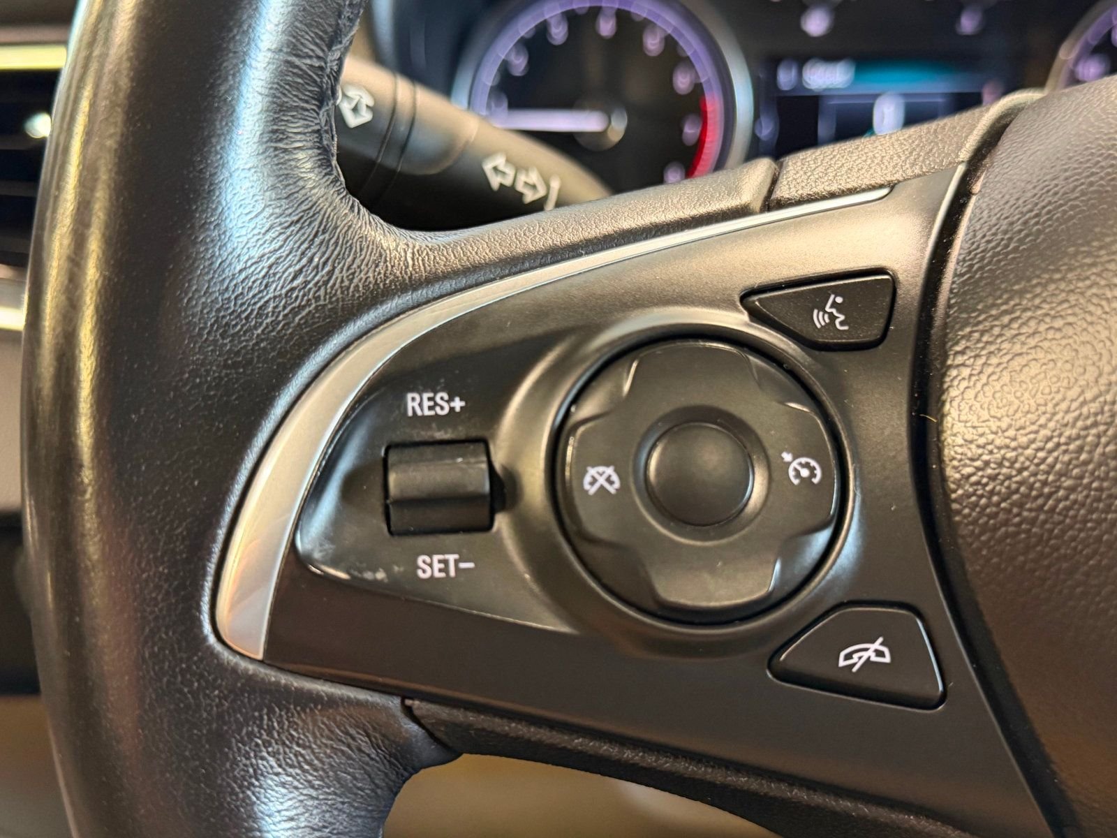 2018 Buick Enclave Essence photo 26