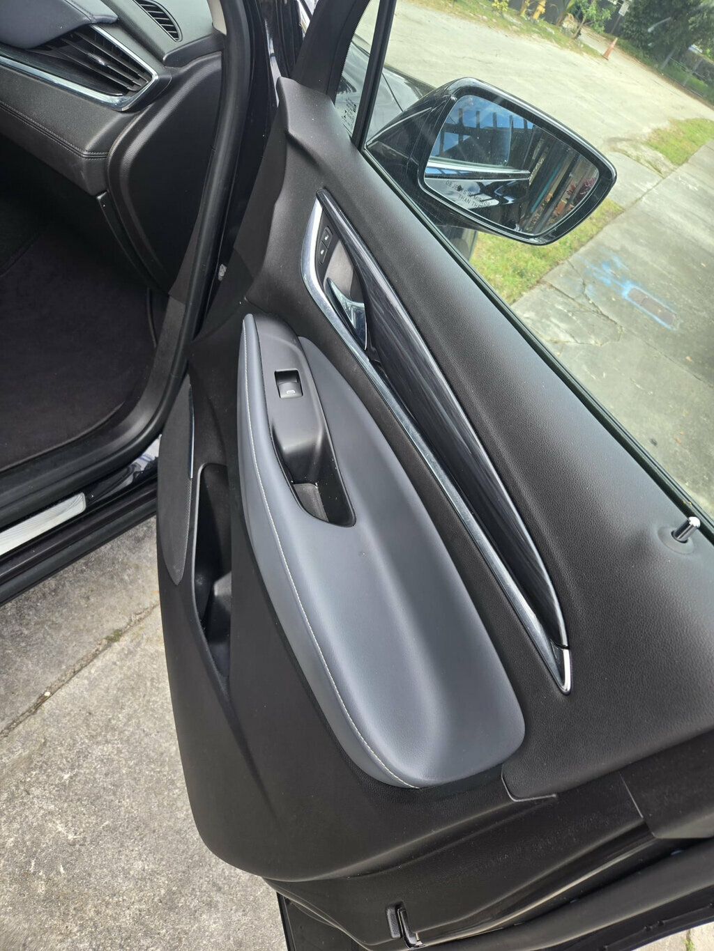 2018 Buick Enclave FWD 4dr Essence - 22968722 - 2