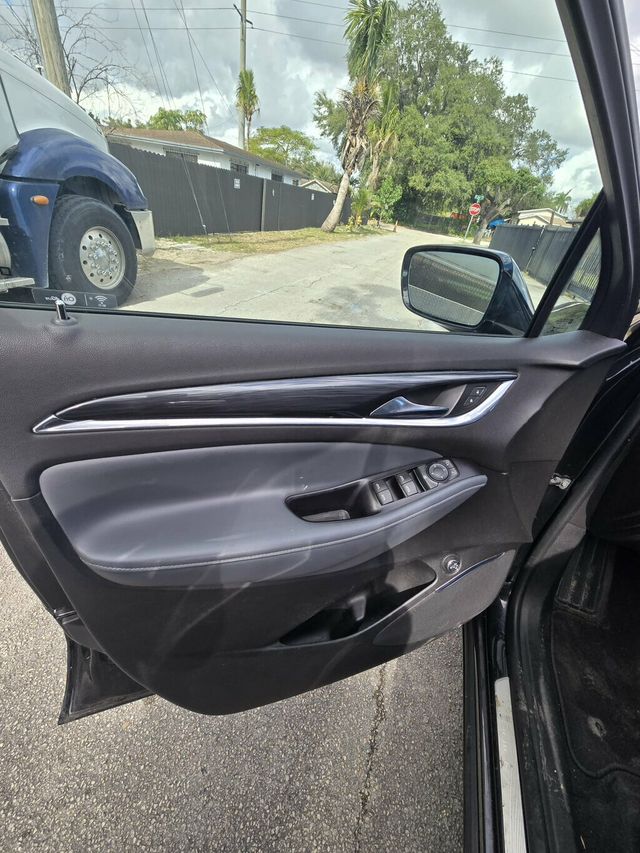 2018 Buick Enclave FWD 4dr Essence - 22968722 - 7