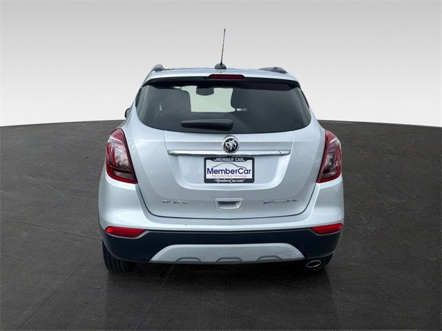 2018 Buick Encore Essence photo 4