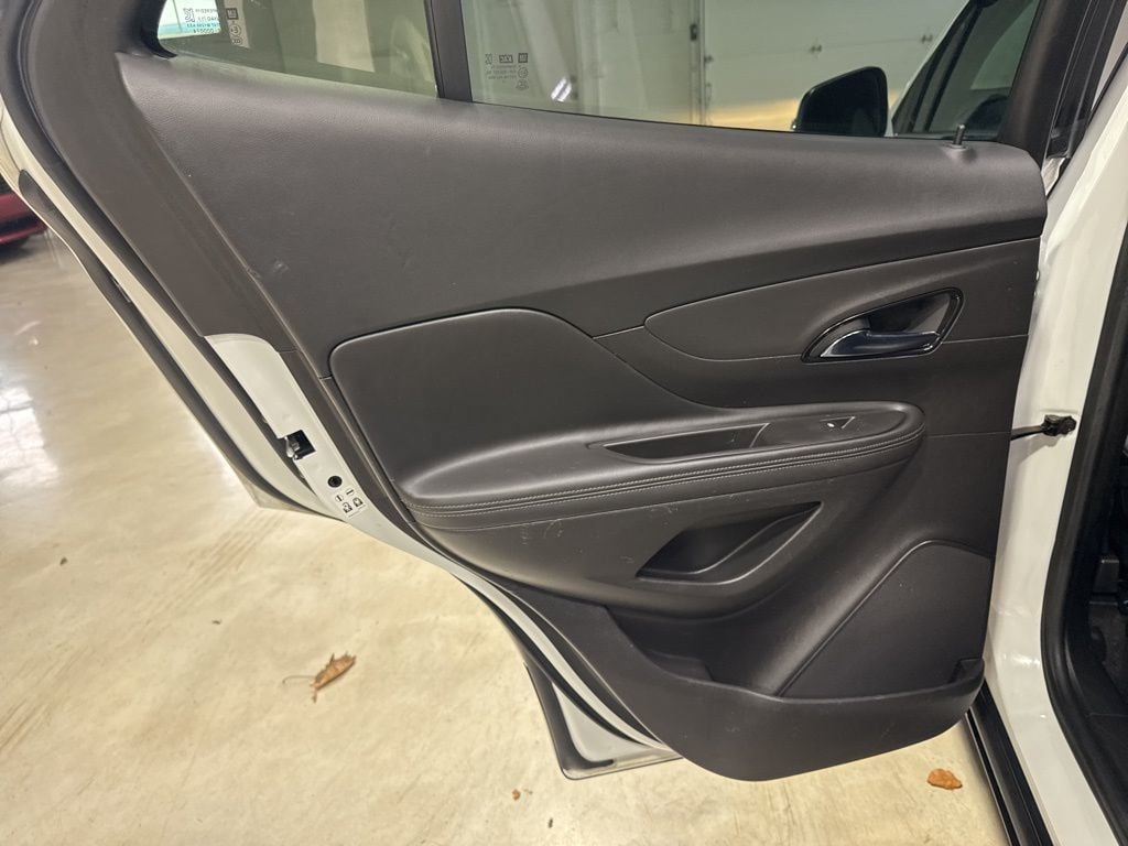 2018 Buick Encore FWD 4dr Preferred - 22996622 - 31