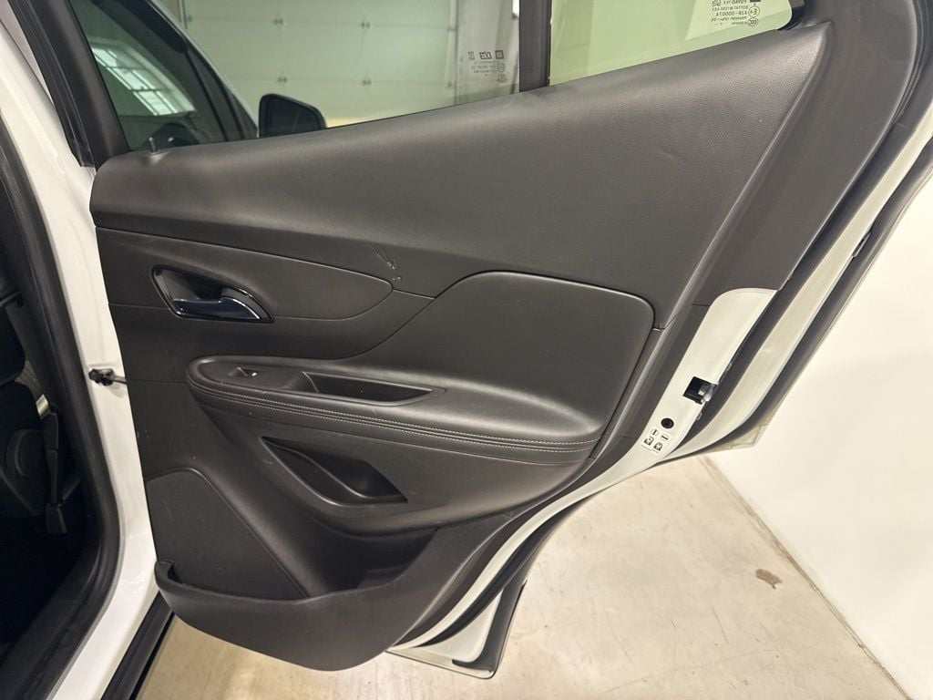 2018 Buick Encore FWD 4dr Preferred - 22996622 - 36