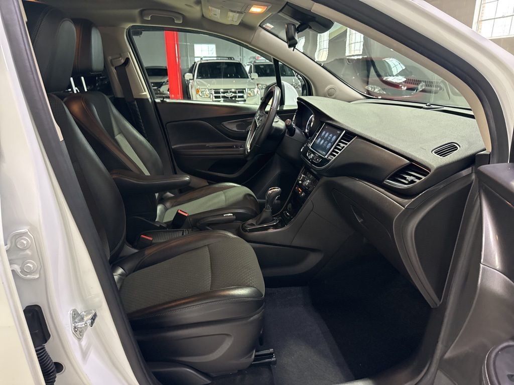 2018 Buick Encore FWD 4dr Preferred - 22996622 - 37