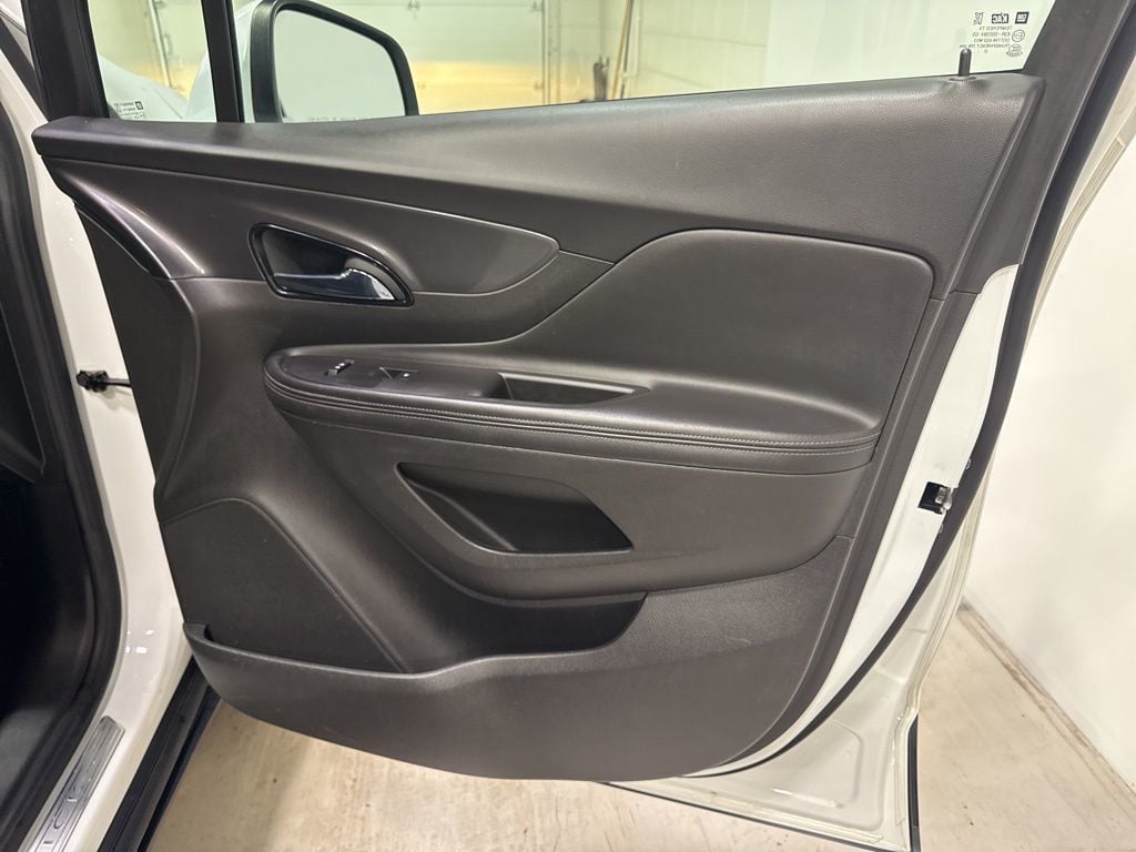 2018 Buick Encore FWD 4dr Preferred - 22996622 - 40