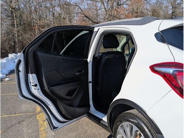 2018 Buick Encore FWD 4dr Preferred - 22966669 - 9