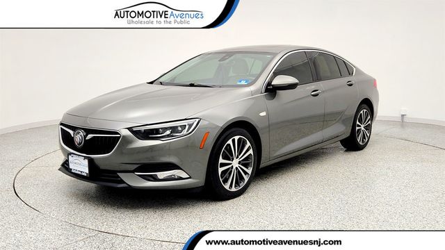 2018 Buick Regal Sportback 4dr Sedan Essence w/ Driver Confidence Pkgs, Bose Audio & Nav. - 22994745 - 0