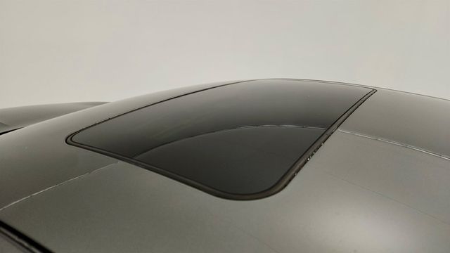 2018 Buick Regal Sportback 4dr Sedan Essence w/ Driver Confidence Pkgs, Bose Audio & Nav. - 22994745 - 9