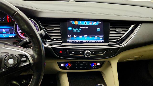 2018 Buick Regal Sportback 4dr Sedan Essence w/ Driver Confidence Pkgs, Bose Audio & Nav. - 22994745 - 17