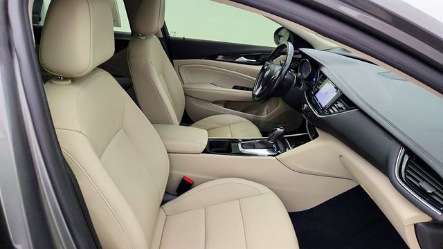 2018 Buick Regal Sportback 4dr Sedan Essence w/ Driver Confidence Pkgs, Bose Audio & Nav. - 22994745 - 24