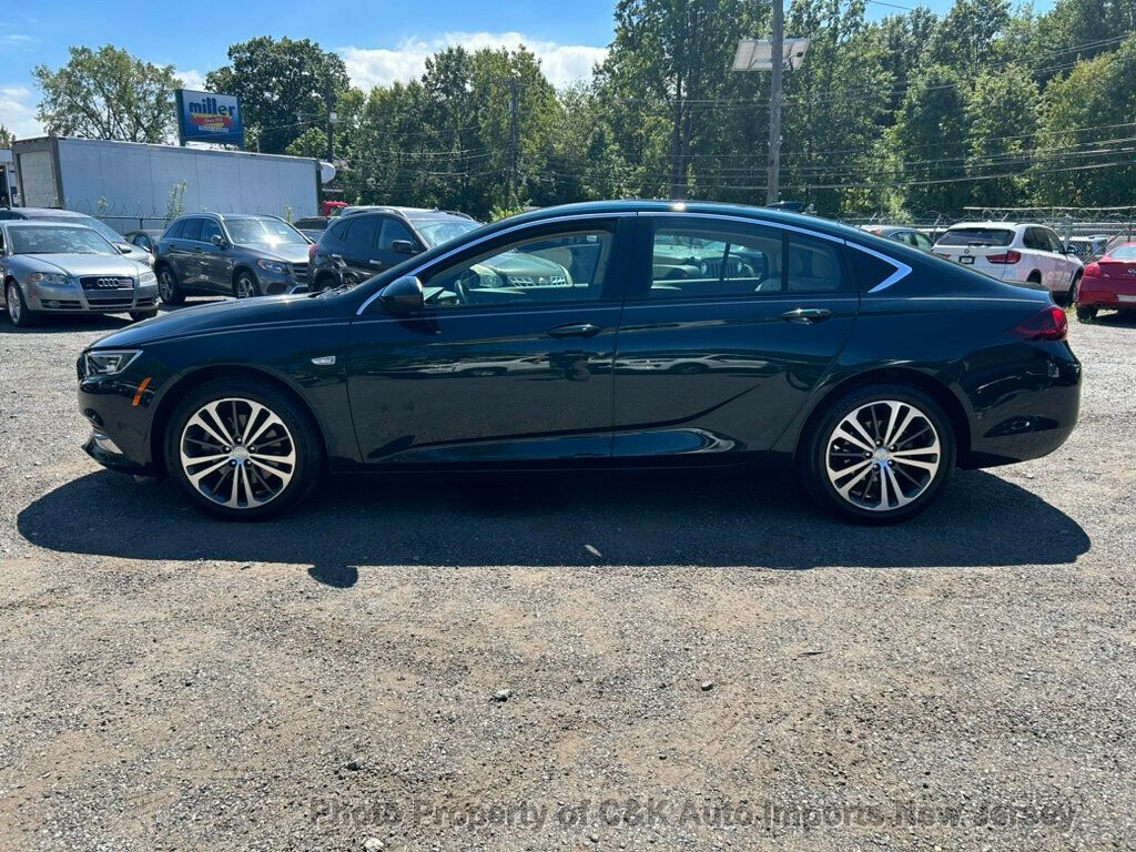 2018 Buick Regal Sportback Preferred II photo 18
