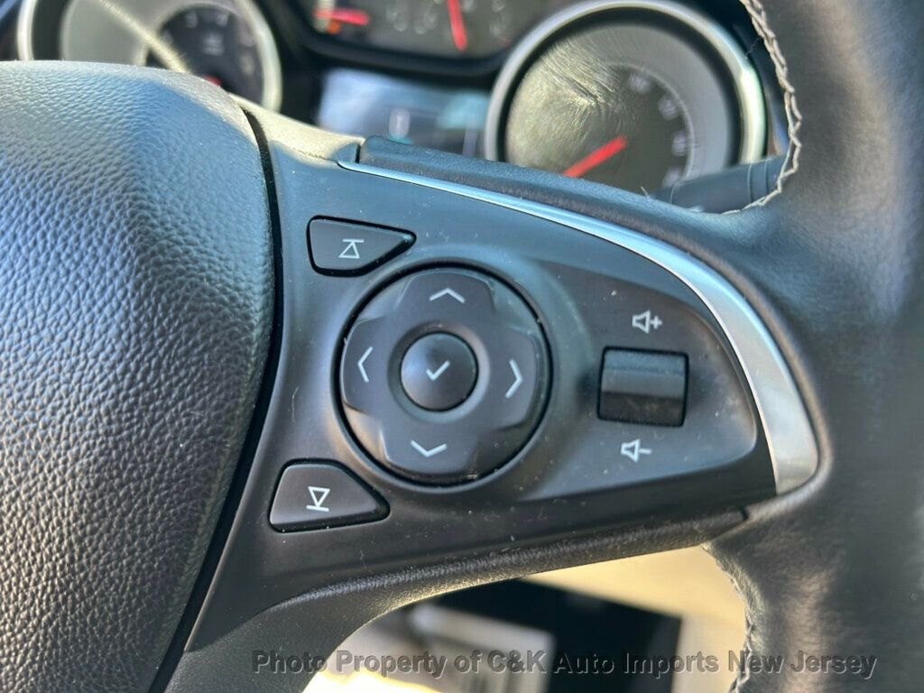 2018 Buick Regal Sportback Preferred II photo 33