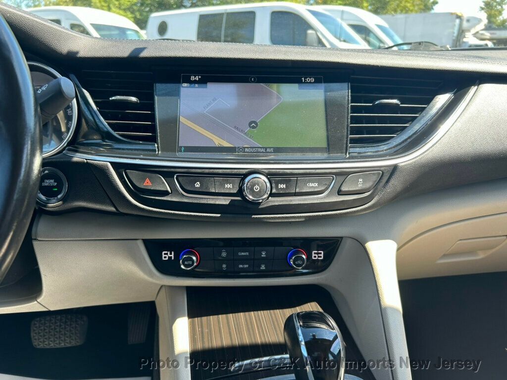 2018 Buick Regal Sportback Preferred II photo 36