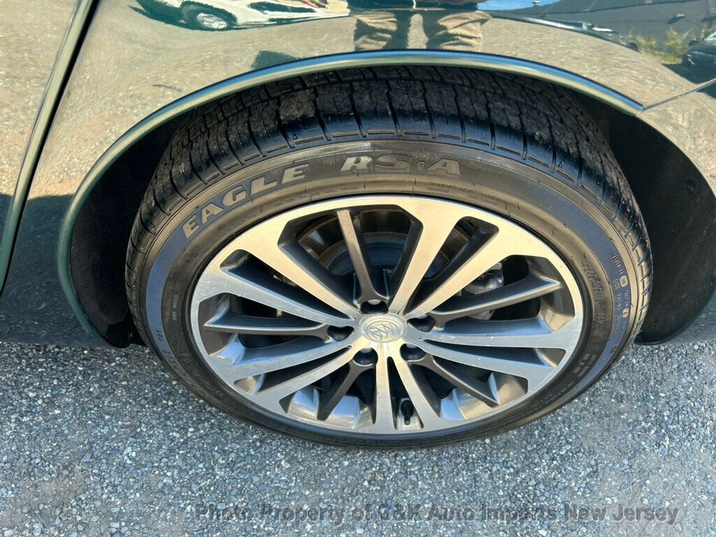2018 Buick Regal Sportback Preferred II photo 44