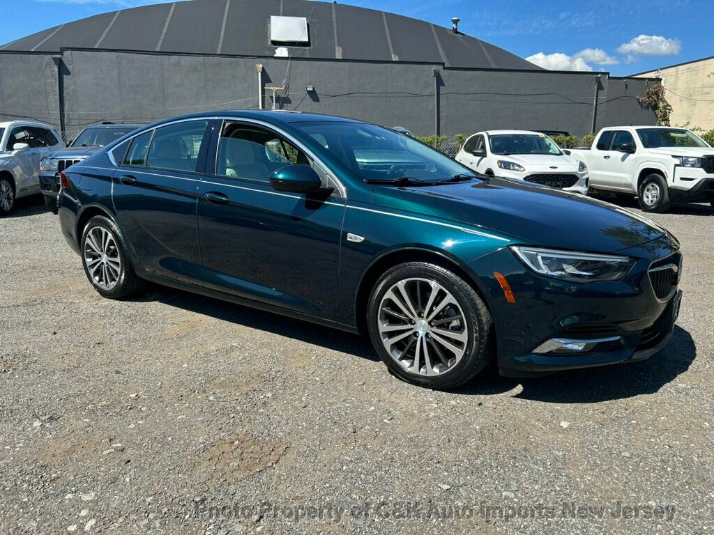 2018 Buick Regal Sportback Preferred II photo 7