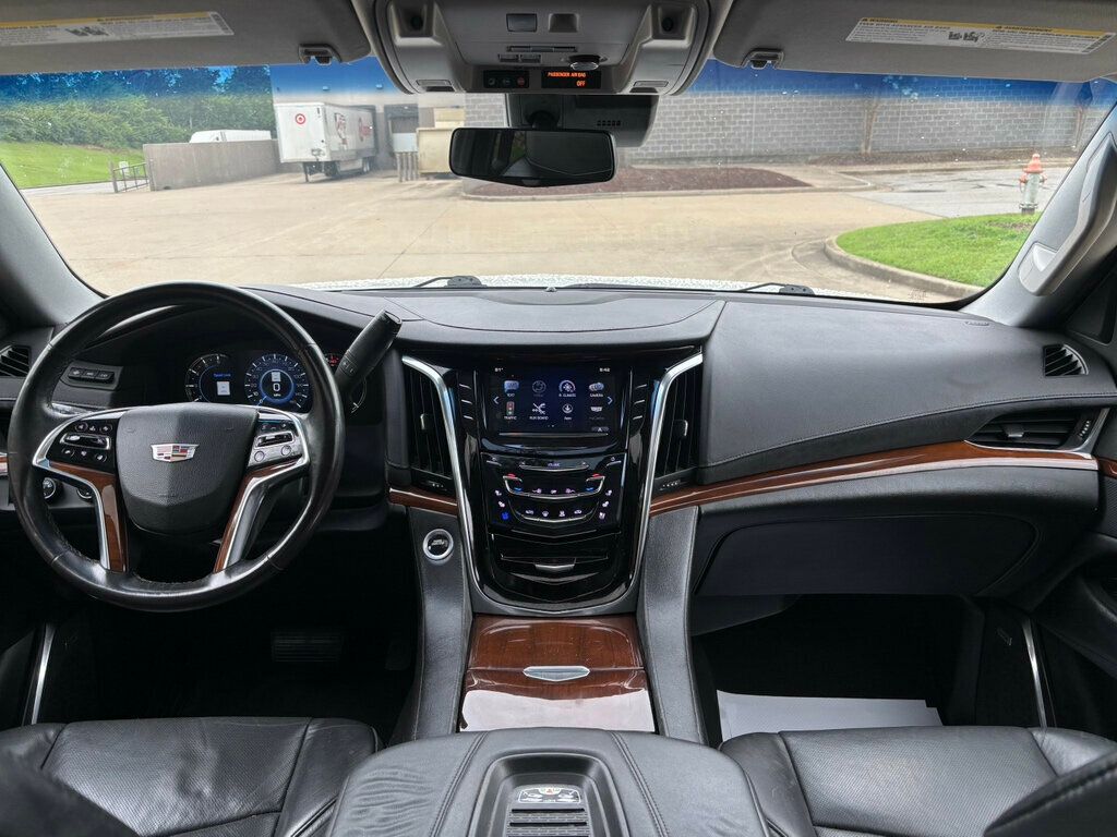 2018 Cadillac Escalade Premium Luxury photo 14