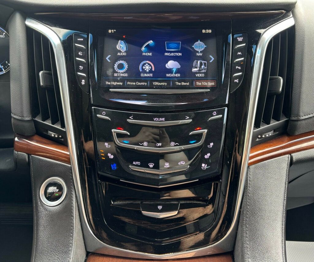 2018 Cadillac Escalade Premium Luxury photo 19