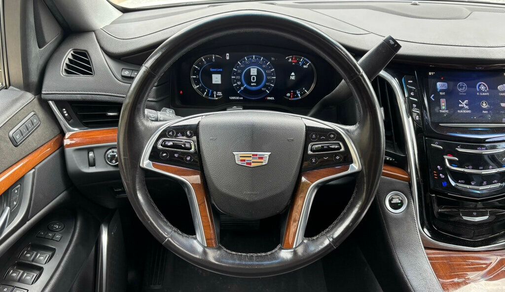 2018 Cadillac Escalade Premium Luxury photo 27