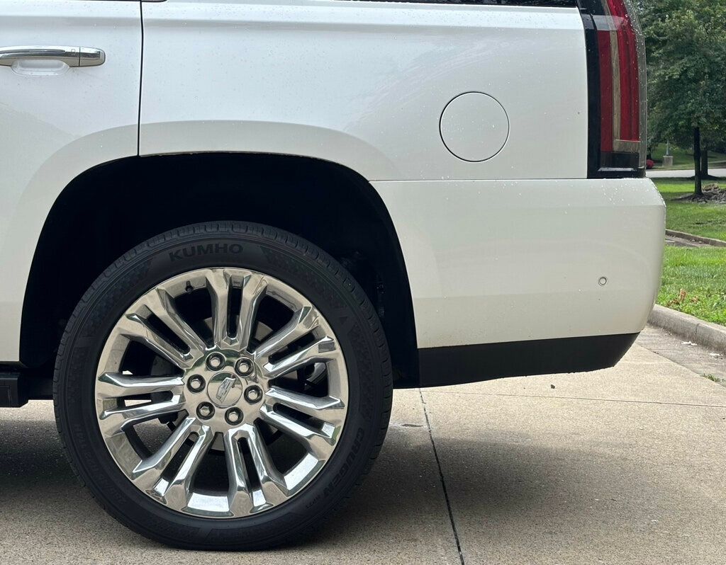 2018 Cadillac Escalade Premium Luxury photo 33