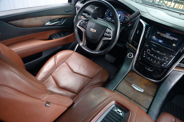 2018 Cadillac Escalade 2WD 4dr Premium Luxury - 23047959 - 22