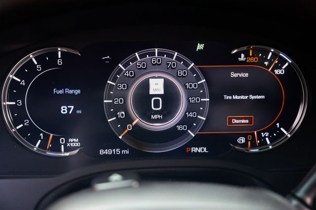 2018 Cadillac Escalade 2WD 4dr Premium Luxury - 23047959 - 33