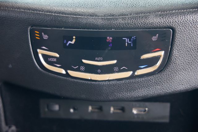 2018 Cadillac Escalade 2WD 4dr Premium Luxury - 23047959 - 43