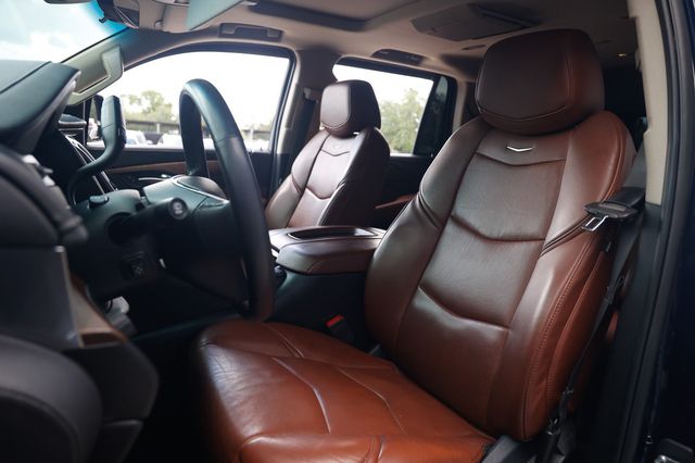 2018 Cadillac Escalade 2WD 4dr Premium Luxury - 23047959 - 8