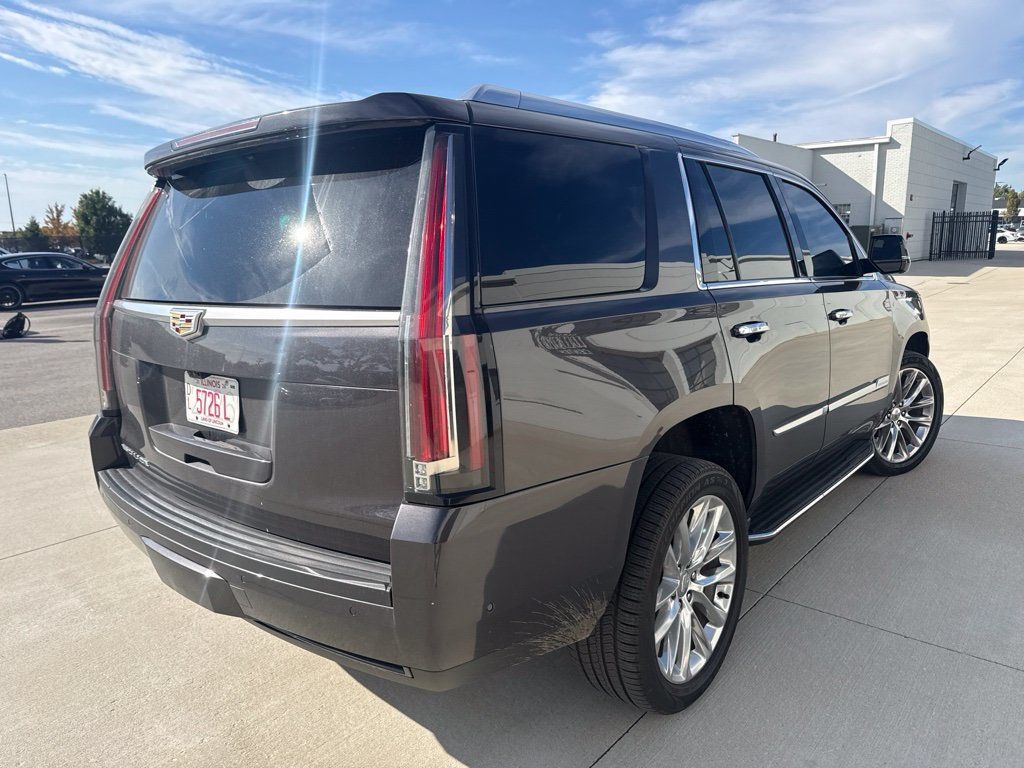 2018 Cadillac Escalade 4WD 4dr Luxury - 23087920 - 5