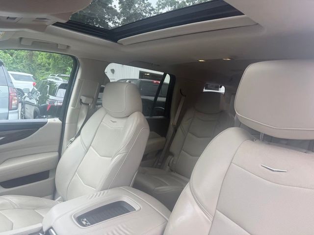 2018 Cadillac Escalade 4WD 4dr Luxury - 23046734 - 13