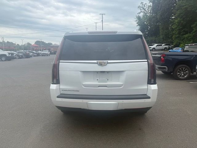 2018 Cadillac Escalade 4WD 4dr Luxury - 23046734 - 3