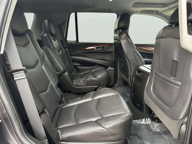 2018 Cadillac Escalade 4WD 4dr Luxury - 23020810 - 16
