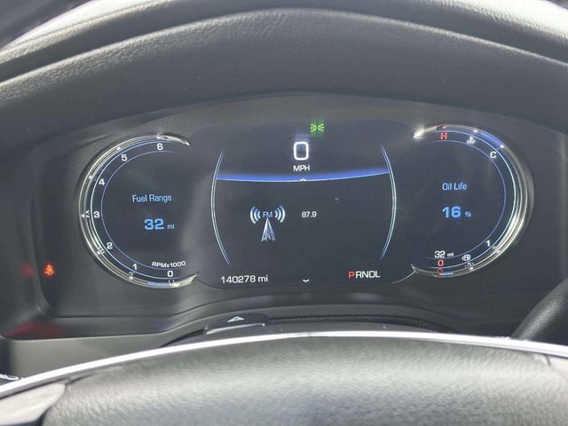 2018 Cadillac Escalade 4WD 4dr Luxury - 23020810 - 25
