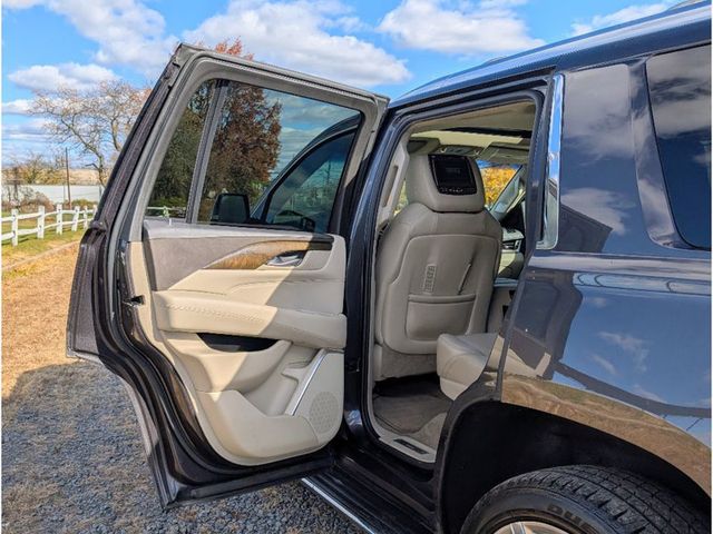 2018 Cadillac Escalade 4WD 4dr Luxury - 22962762 - 9