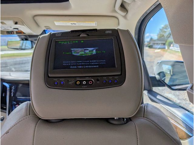 2018 Cadillac Escalade 4WD 4dr Luxury - 22962762 - 18