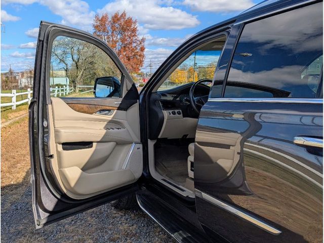 2018 Cadillac Escalade 4WD 4dr Luxury - 22962762 - 8