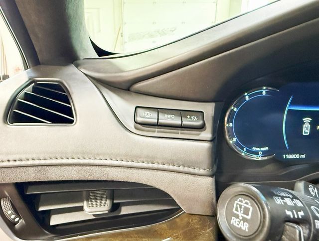 2018 Cadillac Escalade 4WD 4dr Platinum - 22926083 - 13