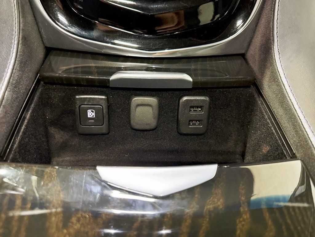 2018 Cadillac Escalade 4WD 4dr Platinum - 22926083 - 18