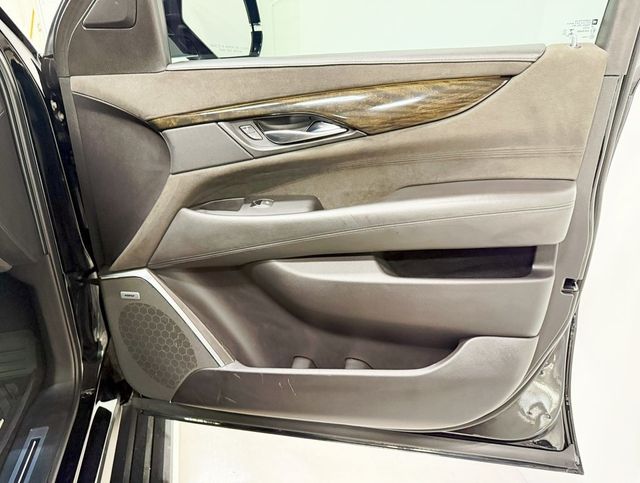 2018 Cadillac Escalade 4WD 4dr Platinum - 22926083 - 47