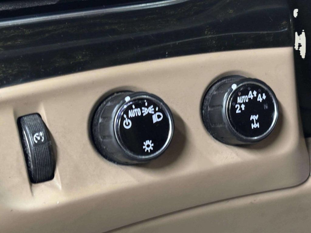 2018 Cadillac Escalade 4WD 4dr Platinum - 23003899 - 33