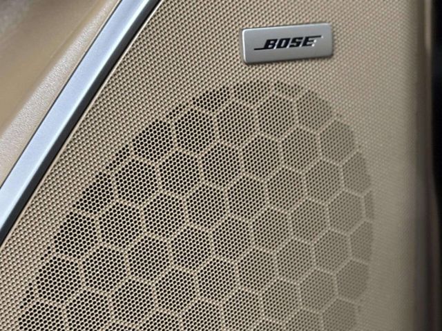 2018 Cadillac Escalade 4WD 4dr Platinum - 23003899 - 40