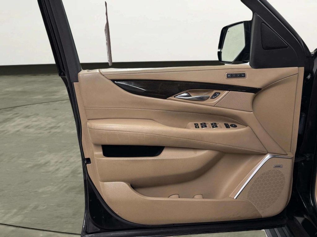 2018 Cadillac Escalade 4WD 4dr Platinum - 23003899 - 8