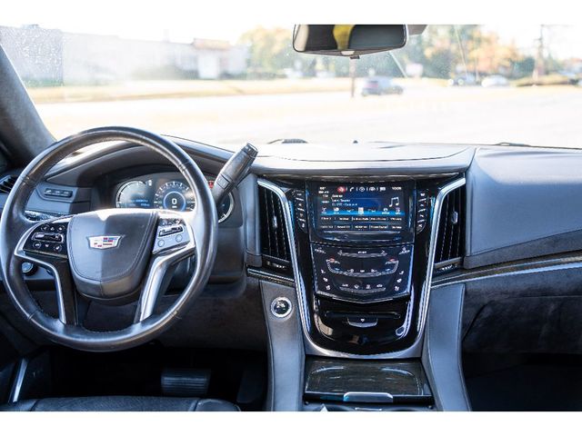 2018 Cadillac Escalade 4WD 4dr Platinum - 22931897 - 28