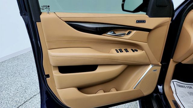 2018 Cadillac Escalade 4WD 4dr Platinum w/ Massaging Front Seats & Rear Entertainment - 22994788 - 10