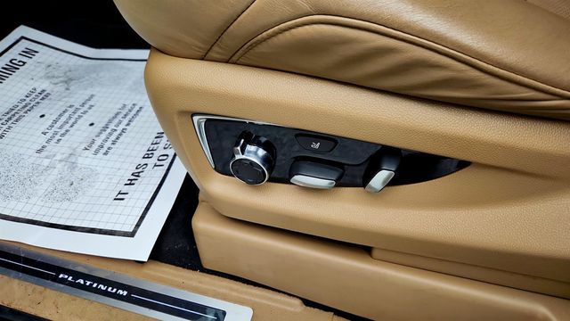 2018 Cadillac Escalade 4WD 4dr Platinum w/ Massaging Front Seats & Rear Entertainment - 22994788 - 11