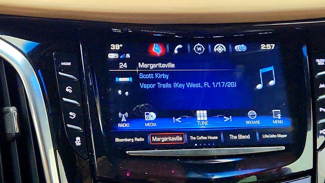 2018 Cadillac Escalade 4WD 4dr Platinum w/ Massaging Front Seats & Rear Entertainment - 22994788 - 18