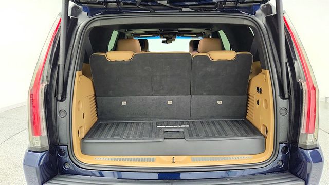 2018 Cadillac Escalade 4WD 4dr Platinum w/ Massaging Front Seats & Rear Entertainment - 22994788 - 24