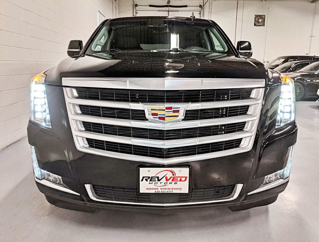 2018 Cadillac Escalade 4WD 4dr Premium Luxury - 22474161 - 8