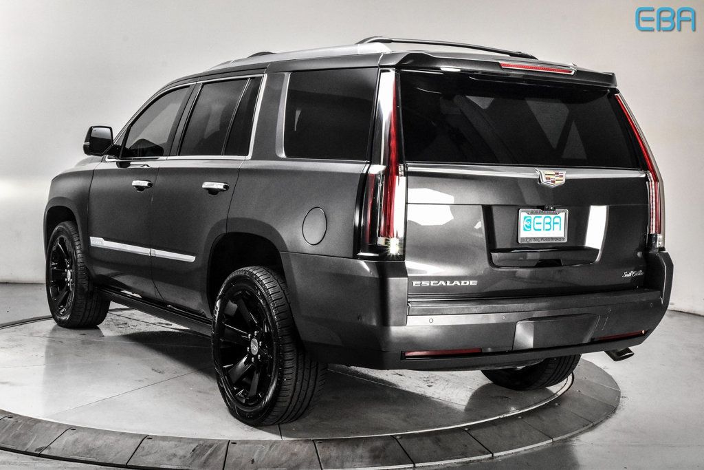 2018 Cadillac Escalade 4WD 4dr Premium Luxury - 22622892 - 3