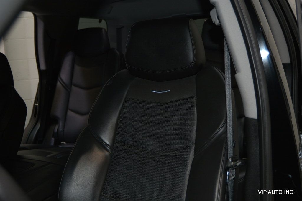 2018 Cadillac Escalade 4WD 4dr Premium Luxury - 22999367 - 12