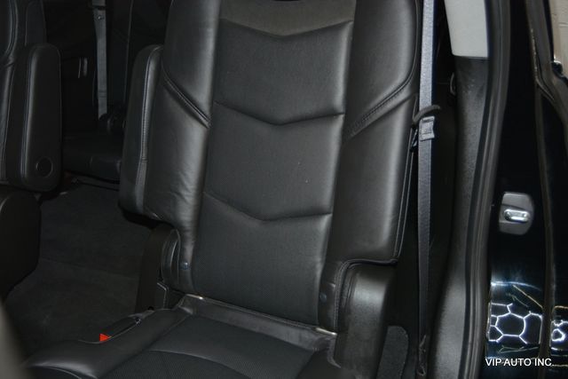 2018 Cadillac Escalade 4WD 4dr Premium Luxury - 22999367 - 20