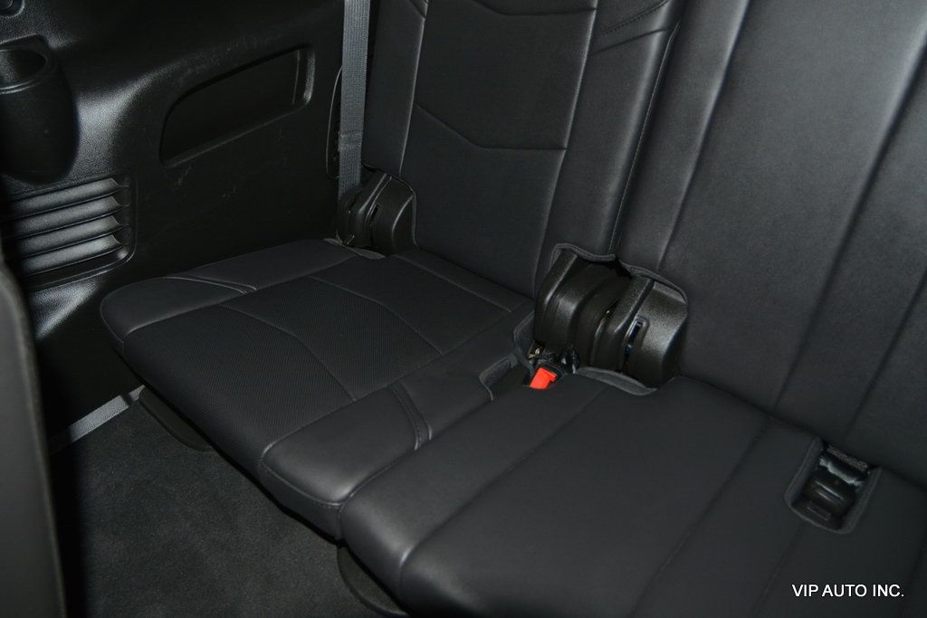 2018 Cadillac Escalade 4WD 4dr Premium Luxury - 22999367 - 29